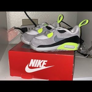 Nike air max baby shoe